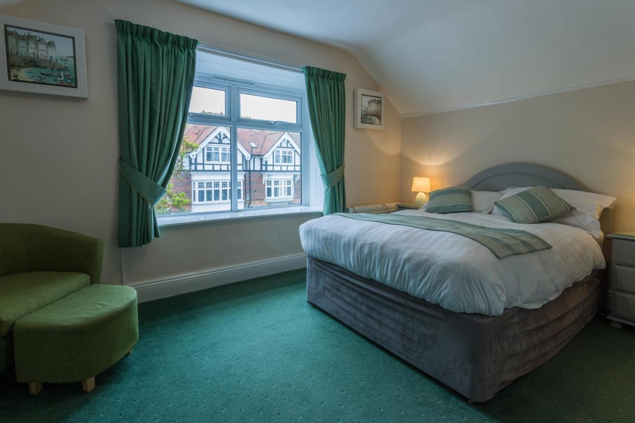 Relax At Rosscourt Guest House-Free On Site Parking (Adults Only) Bournemouth Buitenkant foto