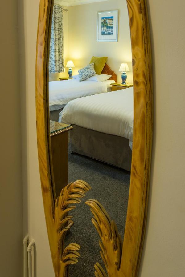 Relax At Rosscourt Guest House-Free On Site Parking (Adults Only) Bournemouth Buitenkant foto