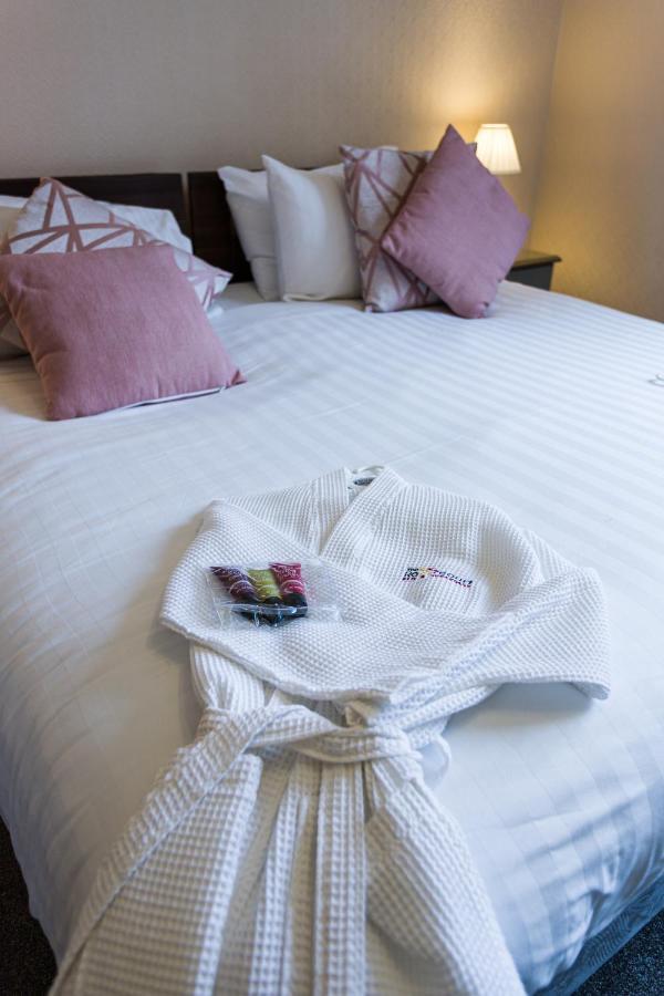 Relax At Rosscourt Guest House-Free On Site Parking (Adults Only) Bournemouth Buitenkant foto