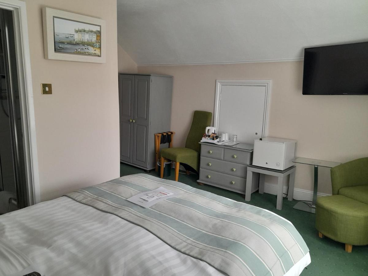 Relax At Rosscourt Guest House-Free On Site Parking (Adults Only) Bournemouth Buitenkant foto