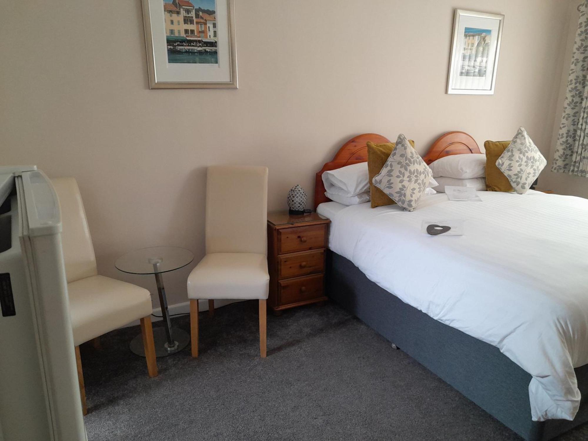 Relax At Rosscourt Guest House-Free On Site Parking (Adults Only) Bournemouth Buitenkant foto