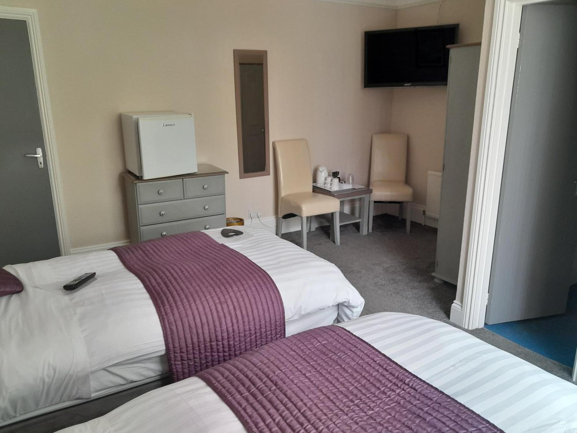 Relax At Rosscourt Guest House-Free On Site Parking (Adults Only) Bournemouth Buitenkant foto