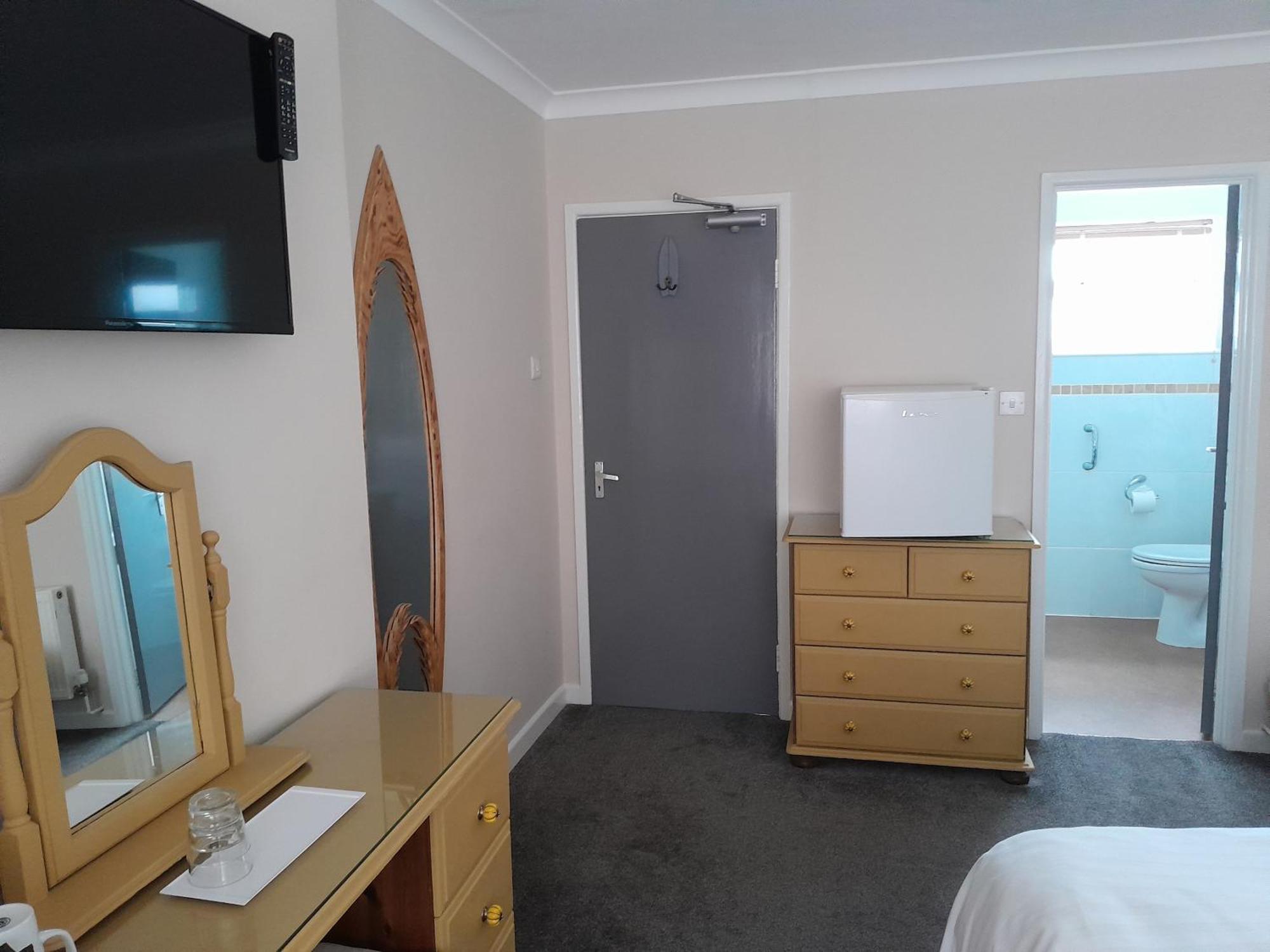 Relax At Rosscourt Guest House-Free On Site Parking (Adults Only) Bournemouth Buitenkant foto