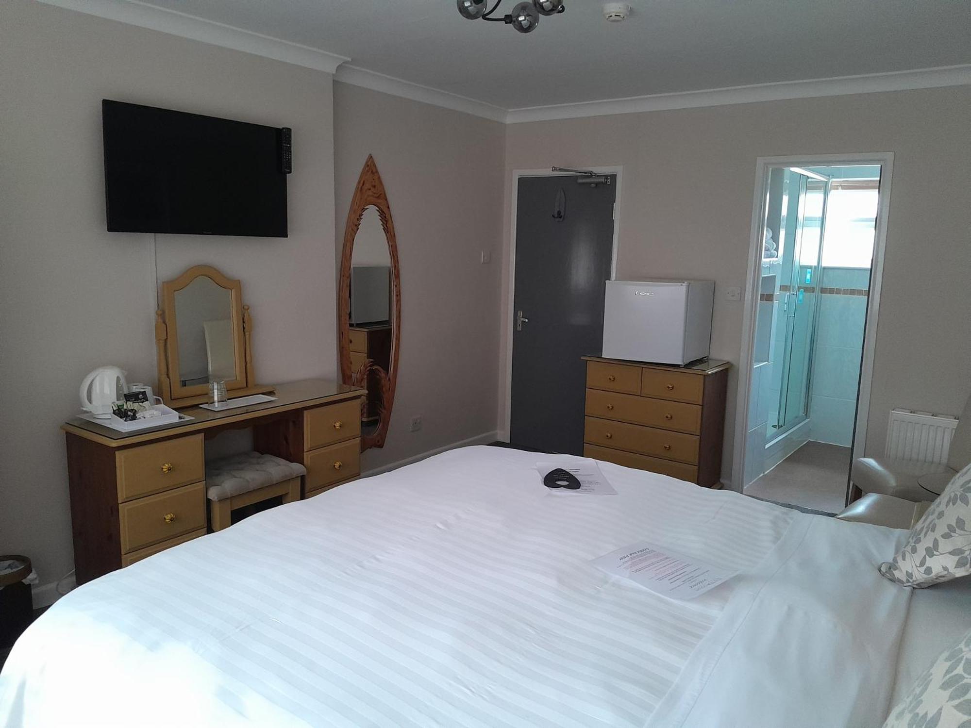 Relax At Rosscourt Guest House-Free On Site Parking (Adults Only) Bournemouth Buitenkant foto