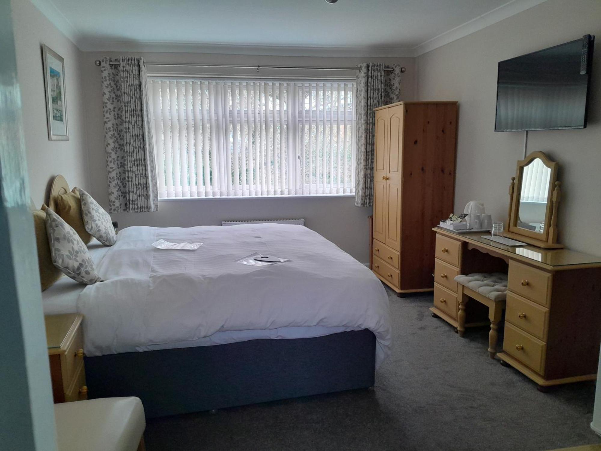Relax At Rosscourt Guest House-Free On Site Parking (Adults Only) Bournemouth Buitenkant foto