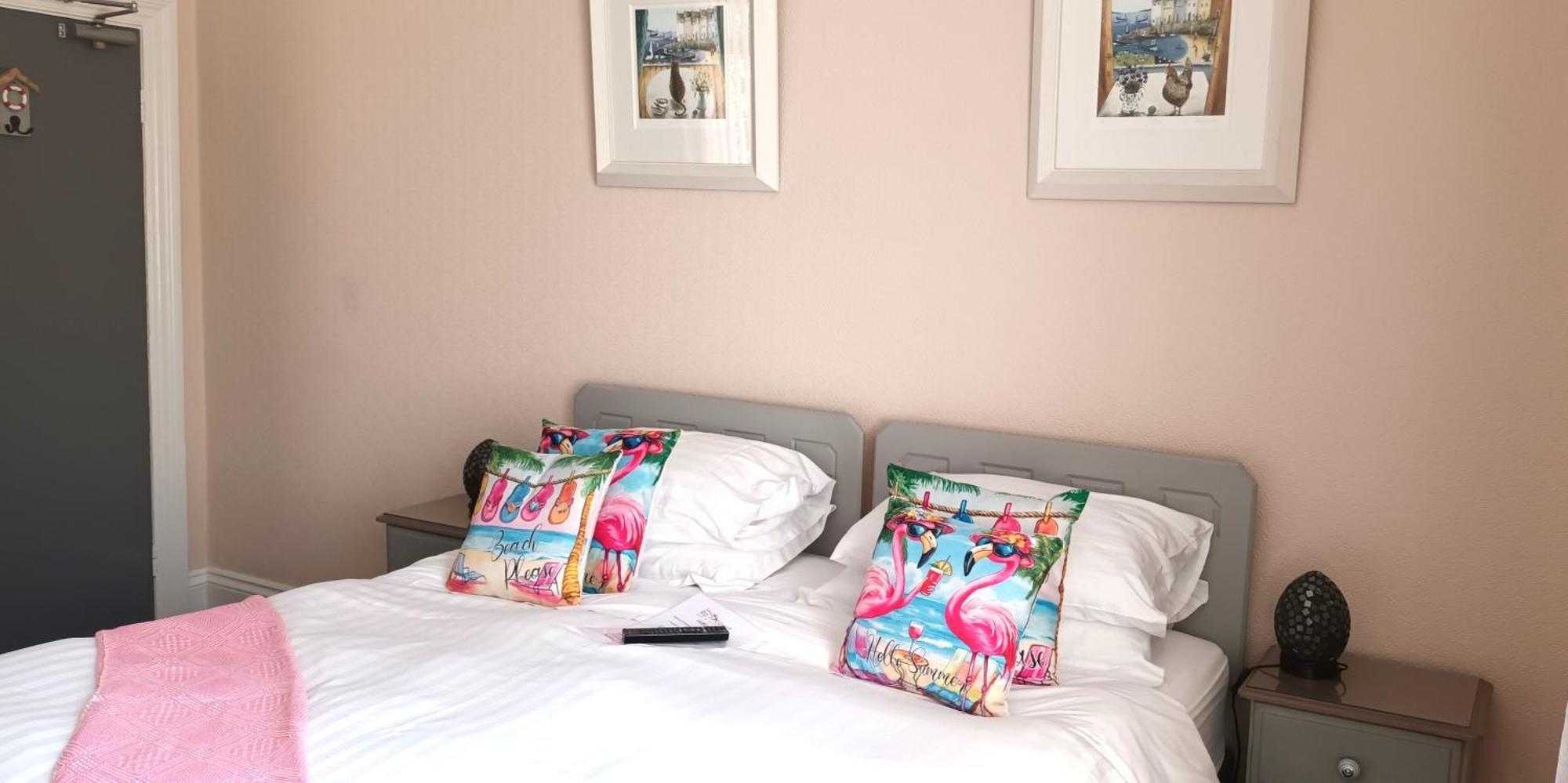 Relax At Rosscourt Guest House-Free On Site Parking (Adults Only) Bournemouth Buitenkant foto